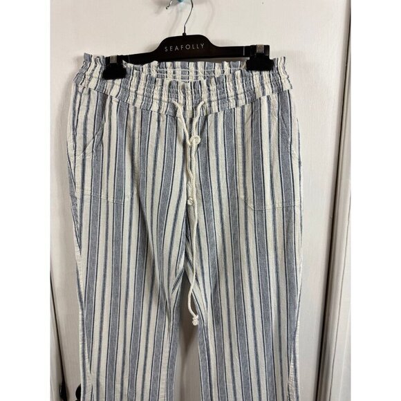 Roxy Women's Oceanside Yarn Dye Pant blue and white striped cotton/linen. - Picture 4 of 10